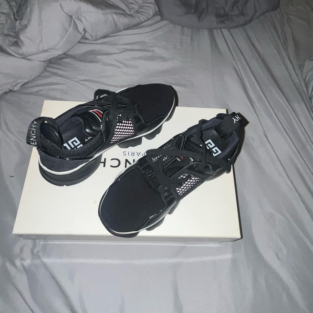 Givenchy Men's Black Sneakers